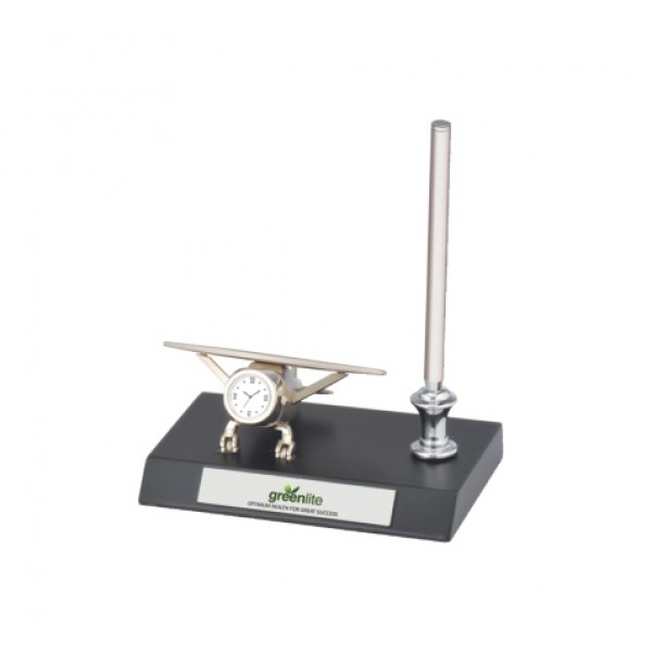 table clock aeroplane with pen stand
